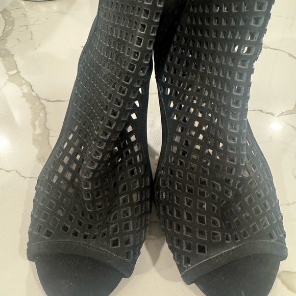 Jeffrey Campbell Black Women's Peep-Toe Shoes 6.5 - Picture 2 of 5